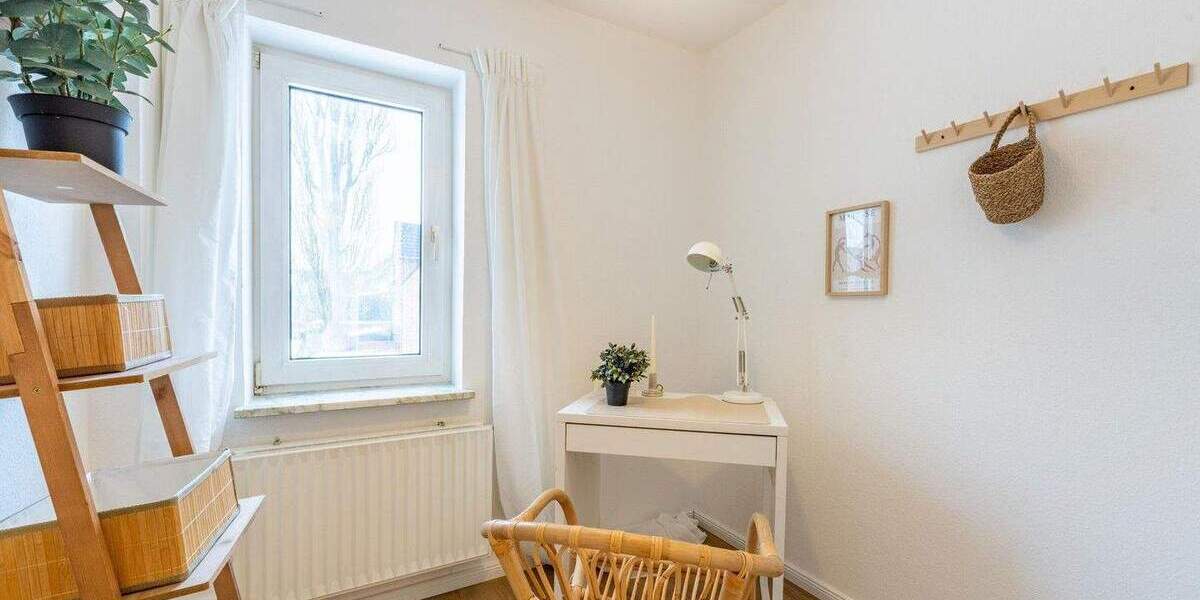 Reihenmittelhaus Kiel Elmschenhagen-Nord - 6 Zimmer, 123 m&sup2;, 419.000&euro; | Angebot:25716429