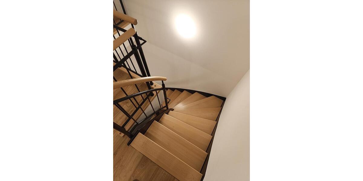 Dachgeschoß-Maisonette-Wohnung 59 qm am Tilsiter Platz in Kiel-Ellerbek 3 zimmer