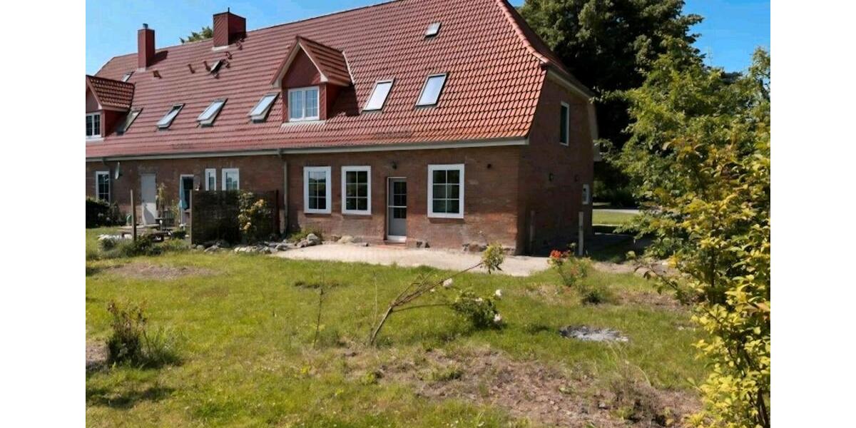 Etagenwohnung Lütjenburg - 4 Zimmer, 120 m&sup2;, 1.400&euro; | Angebot:26147907