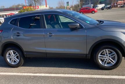Nissan Qashqai 67.000 km 13.800 &euro; Kiel 24148