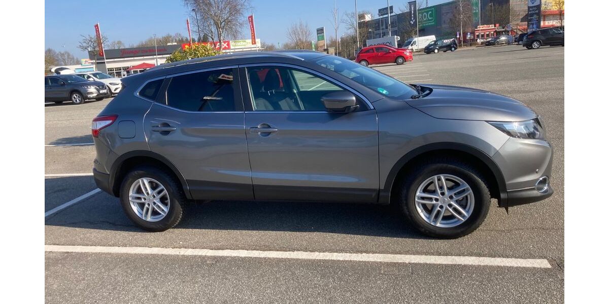Nissan Qashqai 67.000 km 13.800 &euro; Kiel 24148