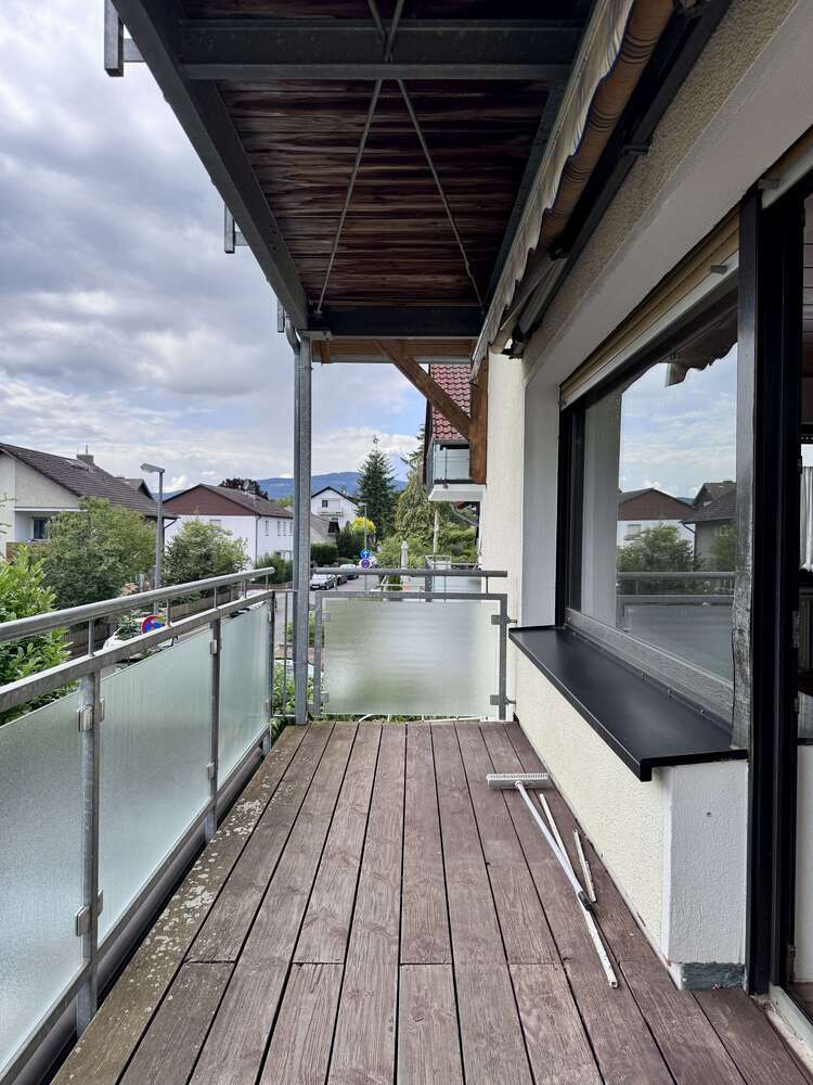 Wohnung zum Mieten in Steinbach (Taunus) 1.080 € 92 m²
