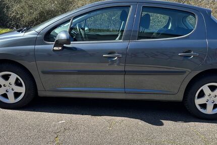 Peugeot 207 61.900 km 3.700 &euro; Neumünster 24536