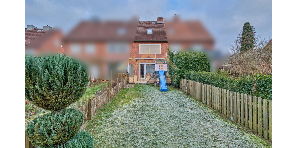 Bezahlbarer Familientram! Koffer packen und direkt einziehen! - Reihenmittelhaus Neumünster Böcklersiedlung | Angebot:25365888