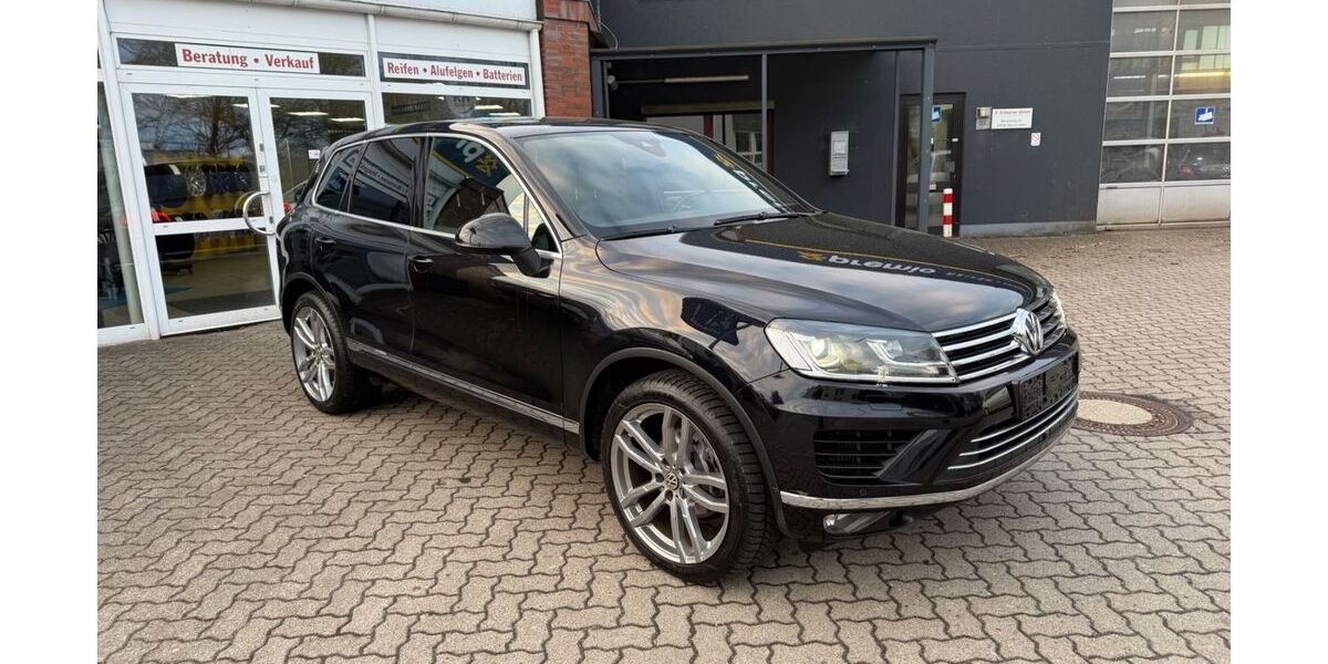 VW Touareg 266.000 km 11.490 &euro; Neumünster 24536