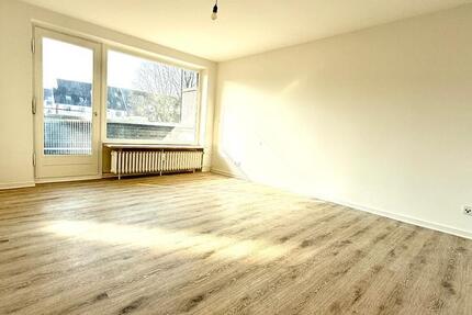 Wohnung Kiel Wik - 1 Zimmer, 30 m&sup2;, 330&euro; | Angebot:25640653