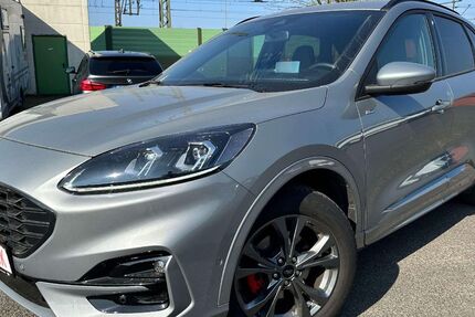 Ford Kuga 22.837 km 28.990 &euro; Neumünster 24536
