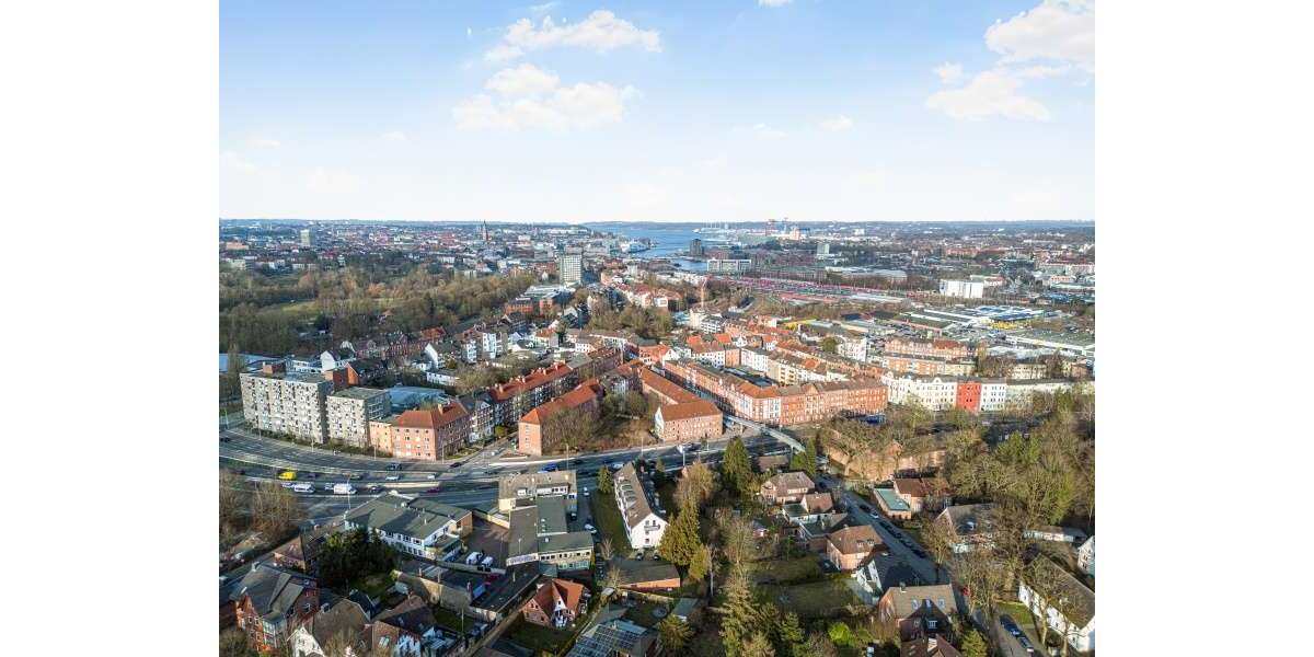 Wohnung zum Mieten in Kiel 2.300 € 205 m² 5 zimmer