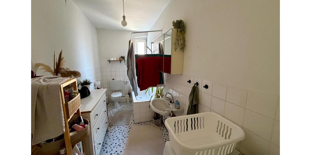 Dachgeschoßwohnung Kiel Schreventeich - 2.5 Zimmer, 90 m&sup2;, 855&euro; | Angebot:26664791
