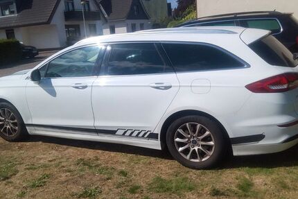 Ford Mondeo 240.000 km 7.650 &euro; Neumünster 24536