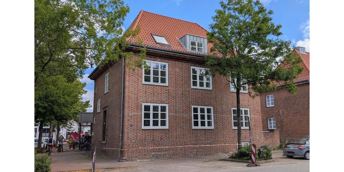 Hochparterre Eckernförde - 4 Zimmer, 91 m&sup2;, 1.210&euro; | Angebot:26143399