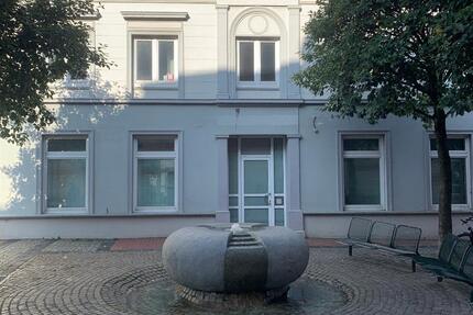 Eckernförde-Innenstadt: Ehemaliges Bankgebäude als z.B. Büro 344 m² gewerbliche Fläche zu vermieten. zimmer