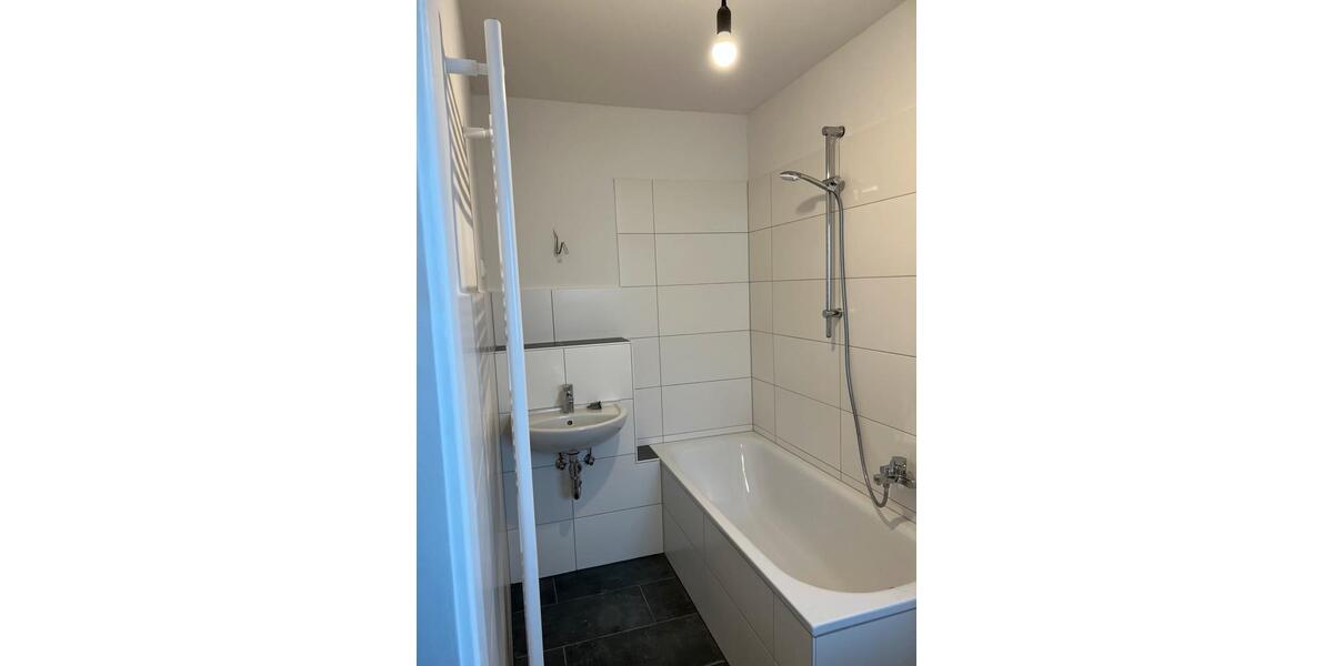 Etagenwohnung Kiel Neumühlen-Dietrichsdorf - 4 Zimmer, 82 m&sup2;, 763&euro; | Angebot:26238999