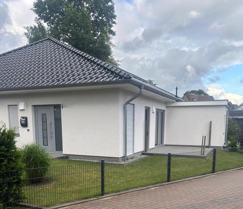 Ebenerdige Doppelhaushälfte in Wittorf - Neubau
