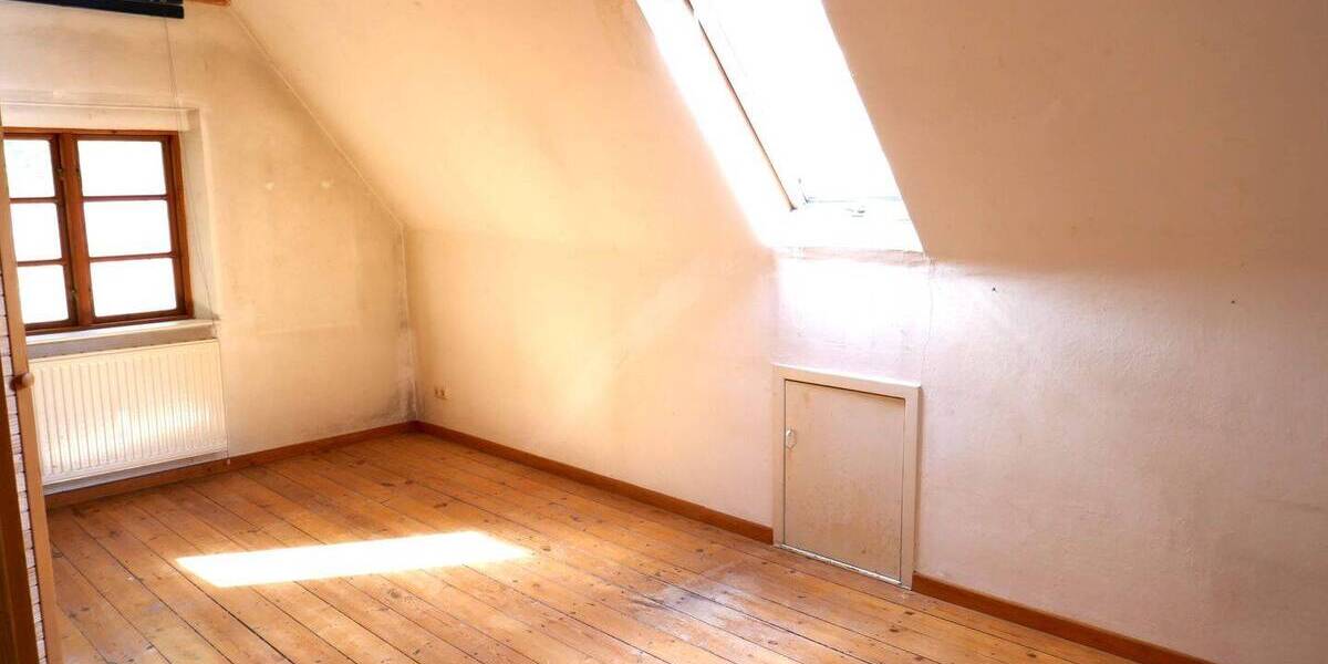 Mehrfamilienhaus, Wohnhaus Felde - 7 Zimmer, 146 m&sup2;, 299.000&euro; | Angebot:26362947