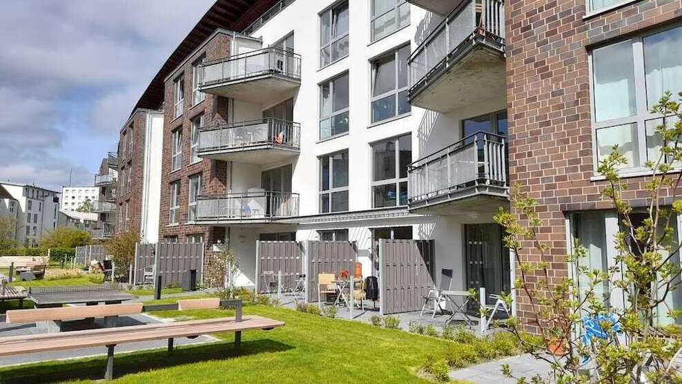 Wohnung zum Mieten in Kiel 370,65 € 24.71 m²