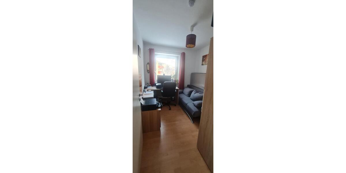 Etagenwohnung Kiel Schreventeich - 5 Zimmer, 120 m&sup2;, 1.500&euro; | Angebot:26402972