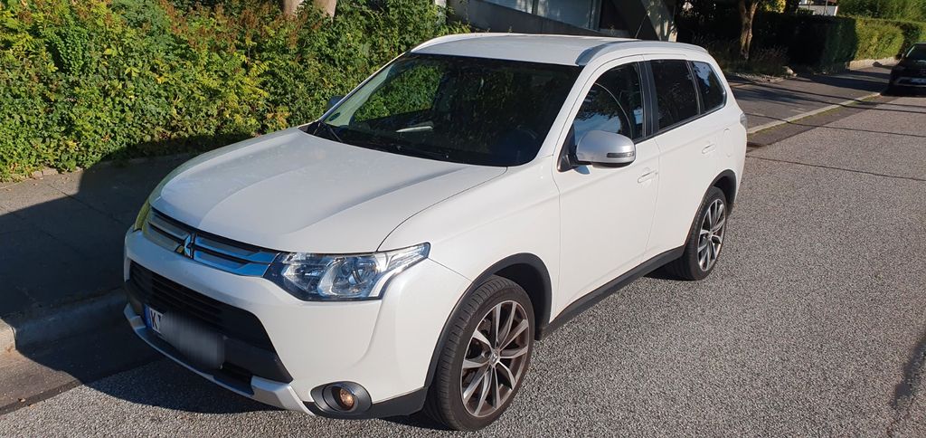 Mitsubishi Outlander 187.000 km 9.200 &euro; Kiel 24109