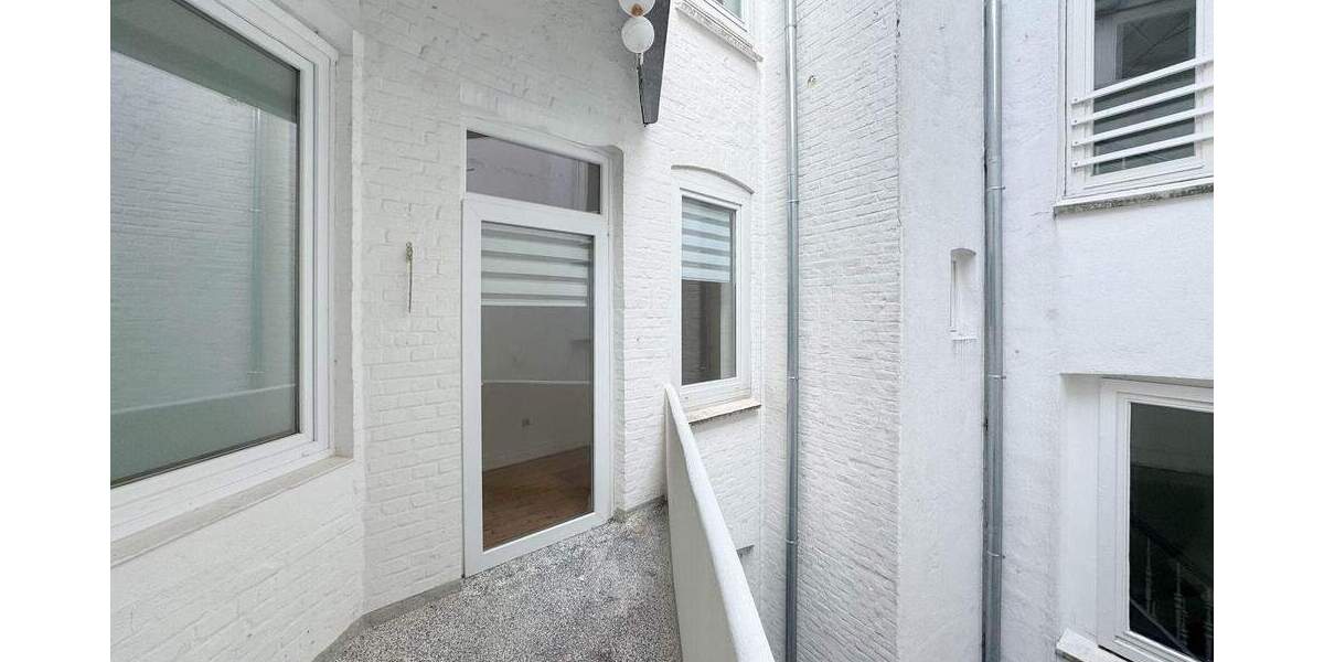 Etagenwohnung Kiel Schreventeich - 4 Zimmer, 140 m&sup2;, 1.850&euro; | Angebot:25277407