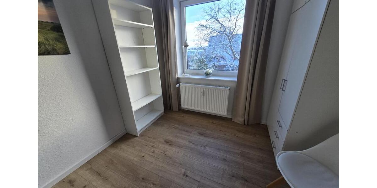 Etagenwohnung Kiel Friedrichsort - 3 Zimmer, 75 m&sup2;, 900&euro; | Angebot:24400007
