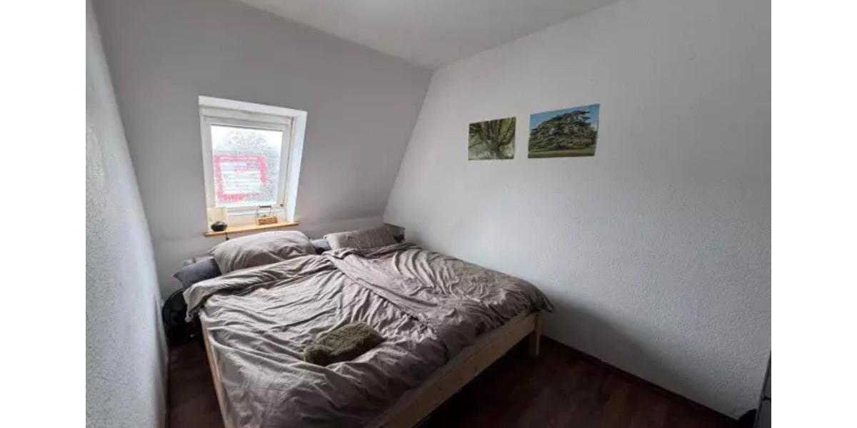 Dachgeschoßwohnung Kiel Meimersdorf - 3 Zimmer, 80 m&sup2;, 920&euro; | Angebot:25638519