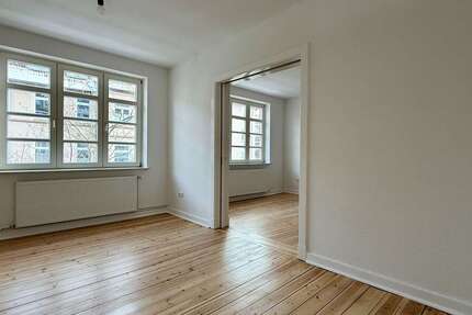 Wohnung Kiel Blücherplatz - 4 Zimmer, 87 m&sup2;, 1.565&euro; | Angebot:25253793