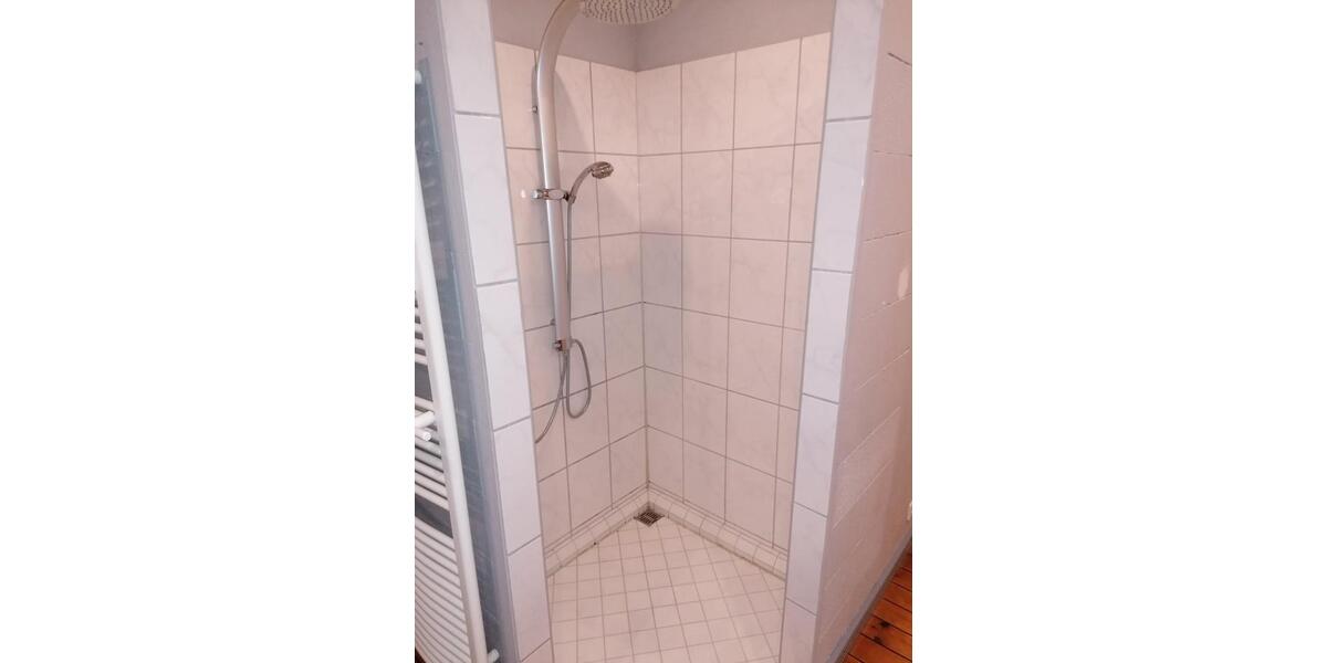 Terrassenwohnung Kiel Gaarden-Ost - 3 Zimmer, 125 m&sup2;, 1.250&euro; | Angebot:26094424