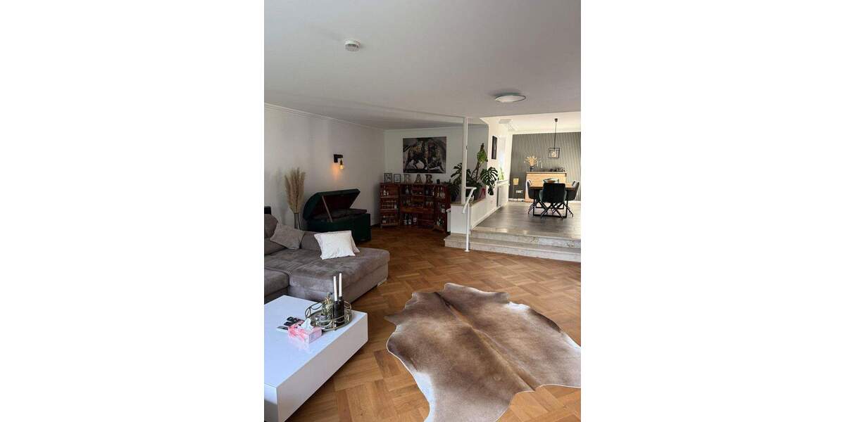 Doppelhaushälfte Neumünster Innenstadt - 5 Zimmer, 125 m&sup2;, 389.000&euro; | Angebot:25728329