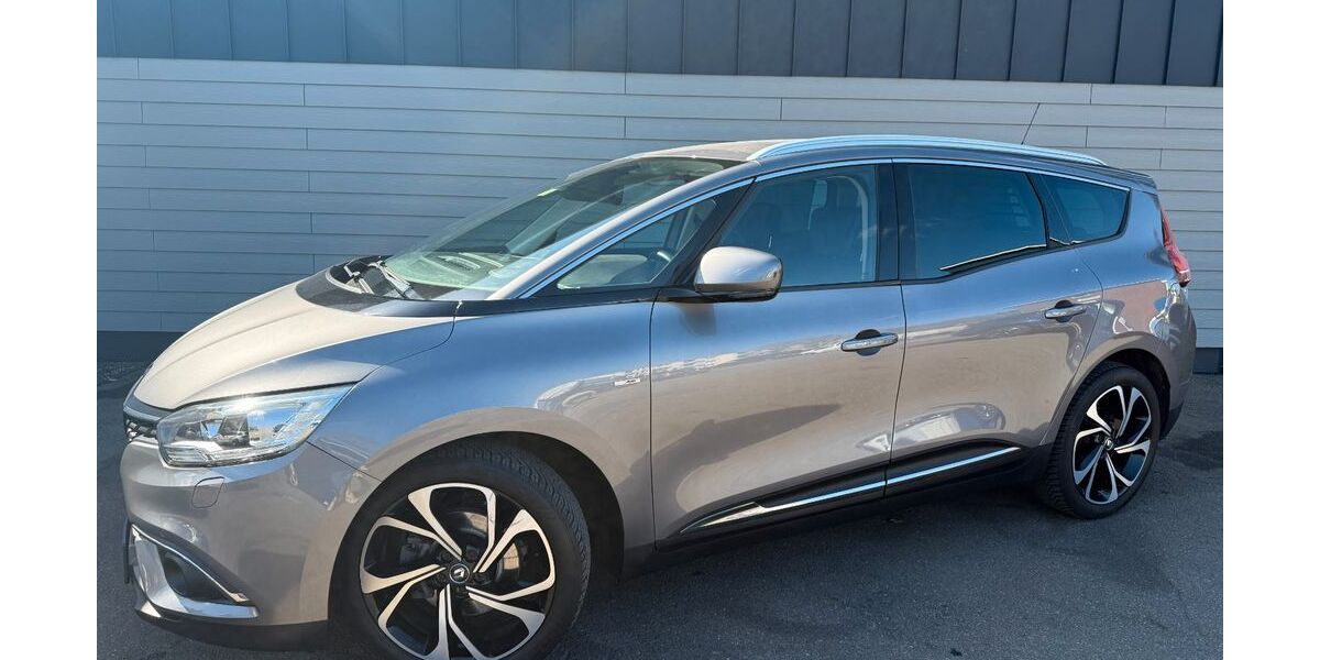 Renault Scenic 110.998 km 10.500 &euro; Neumünster 24536