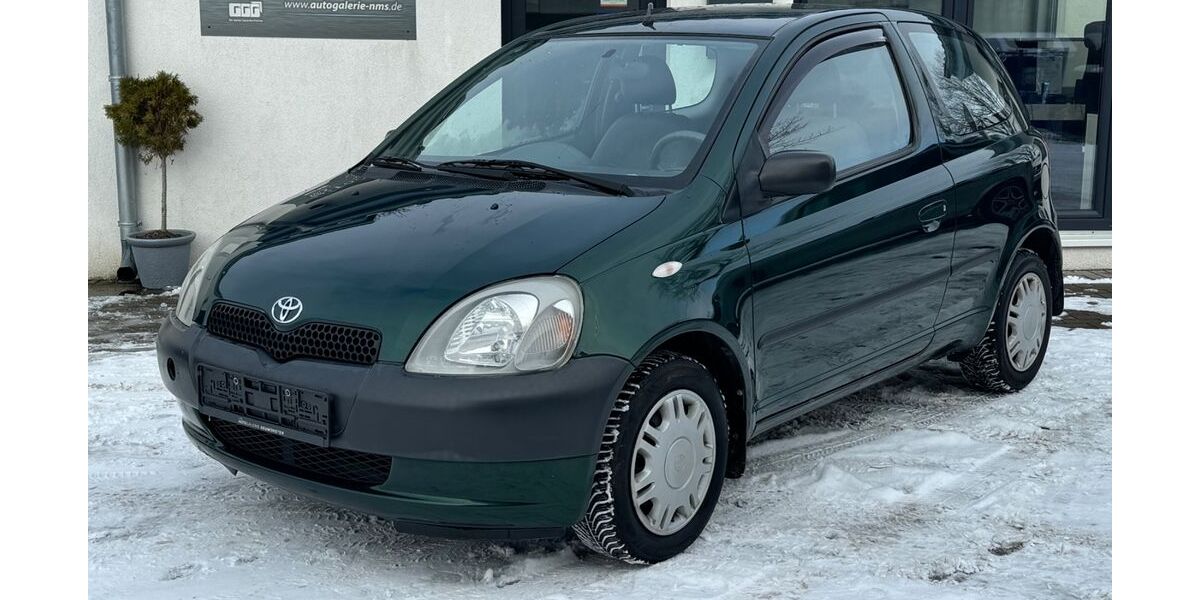 Toyota Yaris 101.907 km 990 &euro; Neumünster 24536
