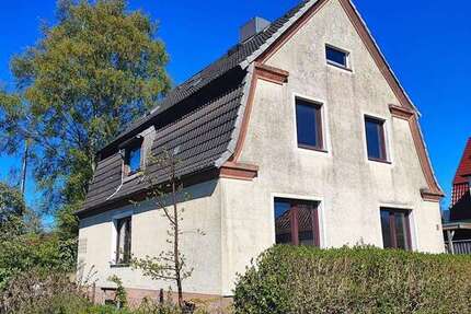 Haus Kiel Friedrichsort - 5 Zimmer, 150 m&sup2;, 450.000&euro; | Angebot:26948762