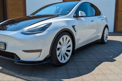 Tesla Model Y 70.000 km 34.999 &euro; Raisdorf 24223