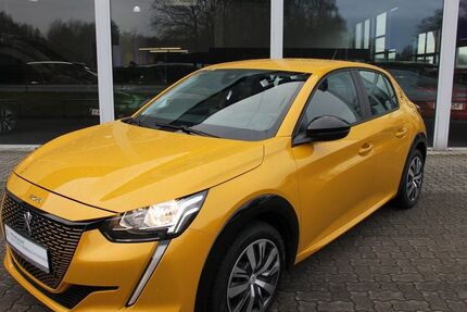 Peugeot 208 23.800 km 16.990 &euro; Neumünster 24539