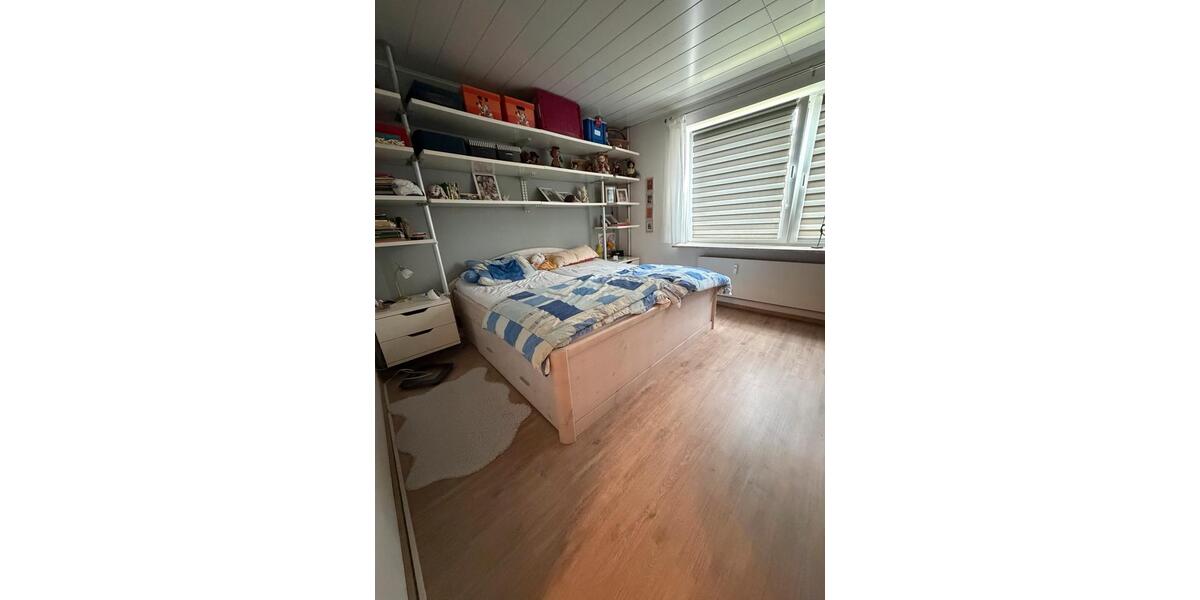 Etagenwohnung Kronshagen - 4 Zimmer, 95 m&sup2;, 320.000&euro; | Angebot:27082000