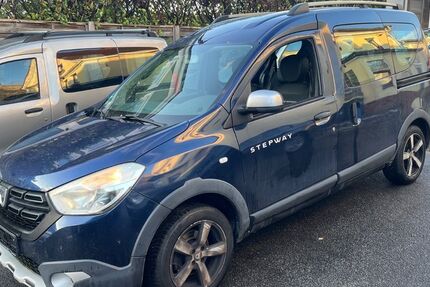Dacia Dokker 105.678 km 5.290 &euro; Kiel 24113
