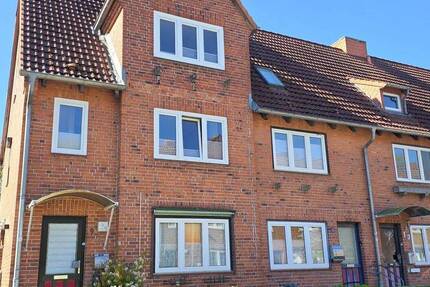 Wohnung Kiel Elmschenhagen-Nord - 2 Zimmer, 70 m&sup2;, 149.000&euro; | Angebot:26470355