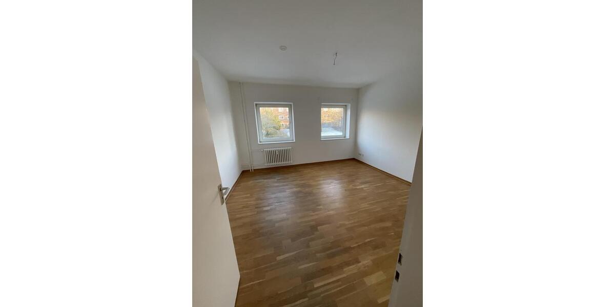 Etagenwohnung Kiel Gaarden-Ost - 2 Zimmer, 58 m&sup2;, 579&euro; | Angebot:26447250