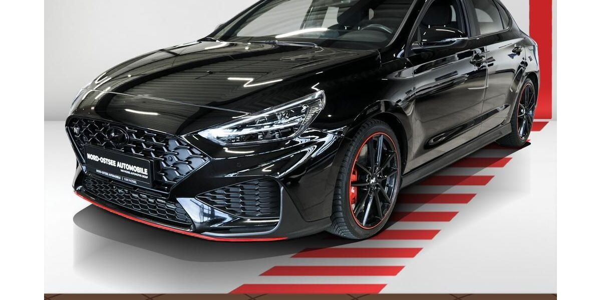 Hyundai i30 39.237 km 32.490 &euro; Neumünster 24536