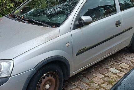 Opel Corsa 170.000 km 700 &euro; Kiel 24116