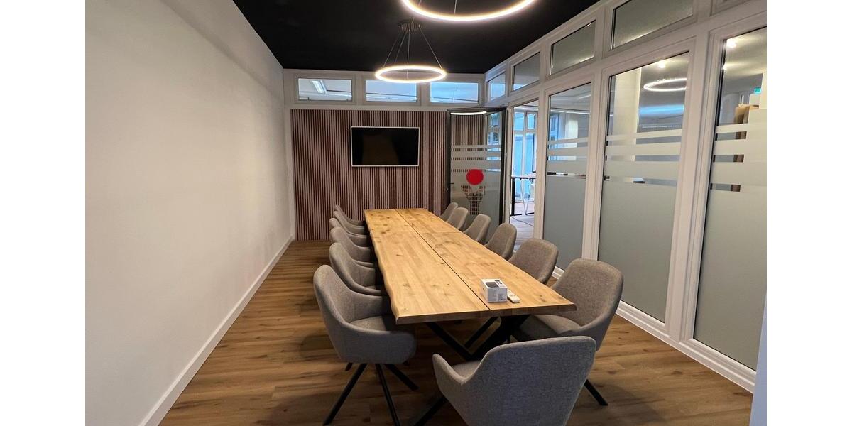 Eckernförde-Innenstadt: Ehemaliges Bankgebäude als z.B. Büro 344 m² gewerbliche Fläche zu vermieten. zimmer