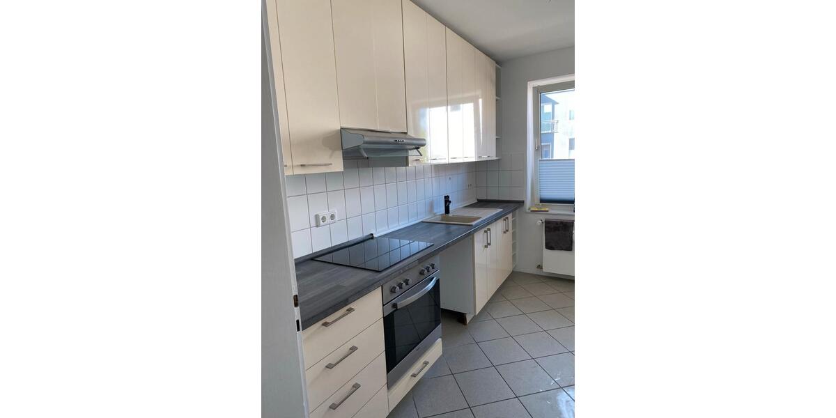 Etagenwohnung Kronshagen - 3 Zimmer, 86 m&sup2;, 999&euro; | Angebot:26598203