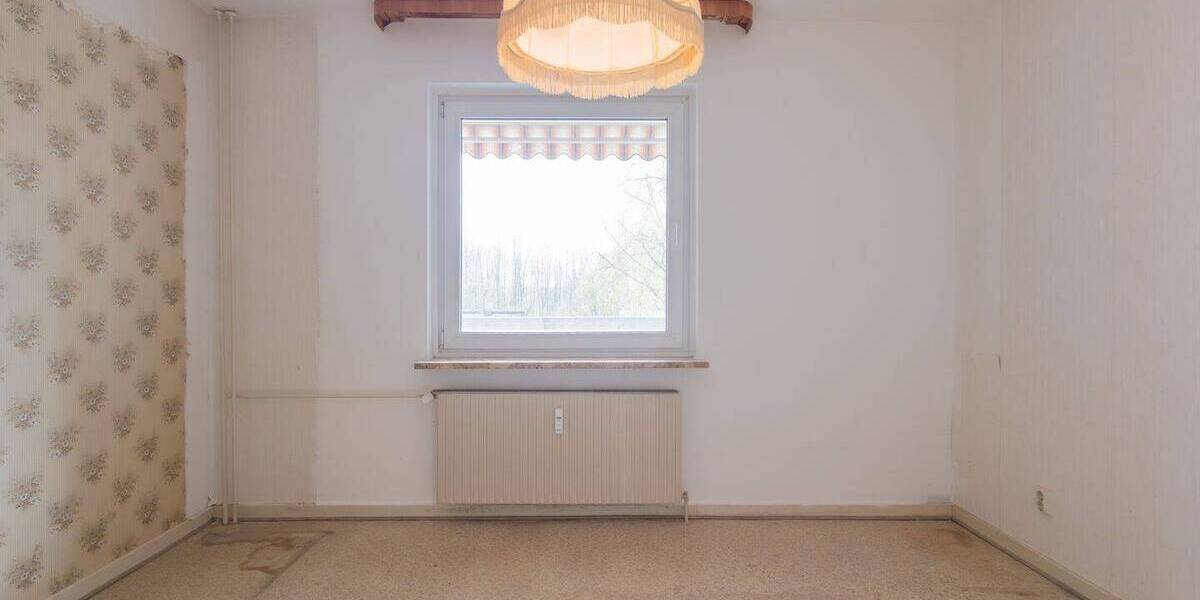 Etagenwohnung Büdelsdorf - 4 Zimmer, 102 m&sup2;, 174.000&euro; | Angebot:26343610