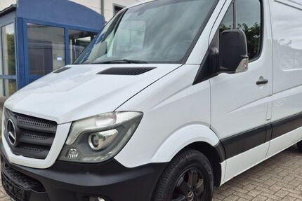 Mercedes-Benz Sprinter 199.000 km 15.900 &euro; Kiel 24145