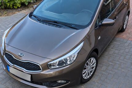 Kia ceed / Ceed 118.000 km 5.500 &euro; Wattenbek 24582