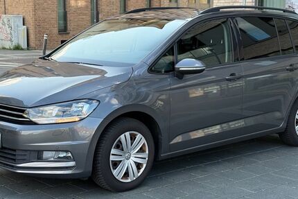 VW Touran 165.000 km 12.950 &euro; Kiel 24143
