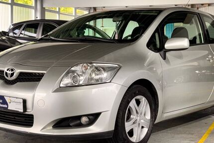 Toyota Auris 165.000 km 4.490 &euro; Kiel 24145