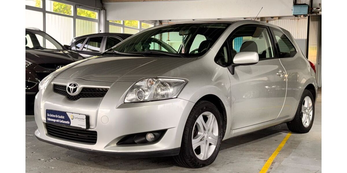 Toyota Auris 165.000 km 4.490 &euro; Kiel 24145