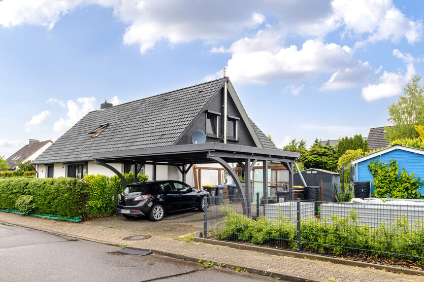 Großzügiges Einfamilienhaus mit Einliegerwohnung in Borgstedt 8 zimmer