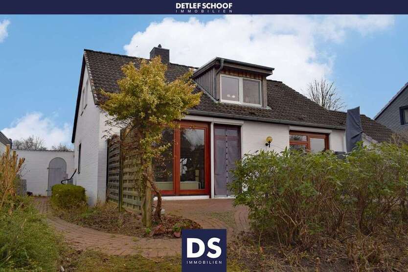 Haus zum Kaufen in Kiel Kroog 439.000 € 144 m²