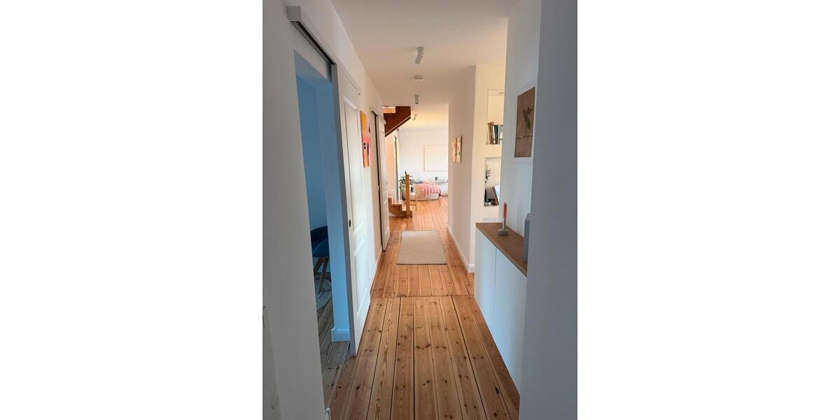 Maisonettenwohnung Kiel Wik - 5 Zimmer, 152 m&sup2;, 1.800&euro; | Angebot:26049707